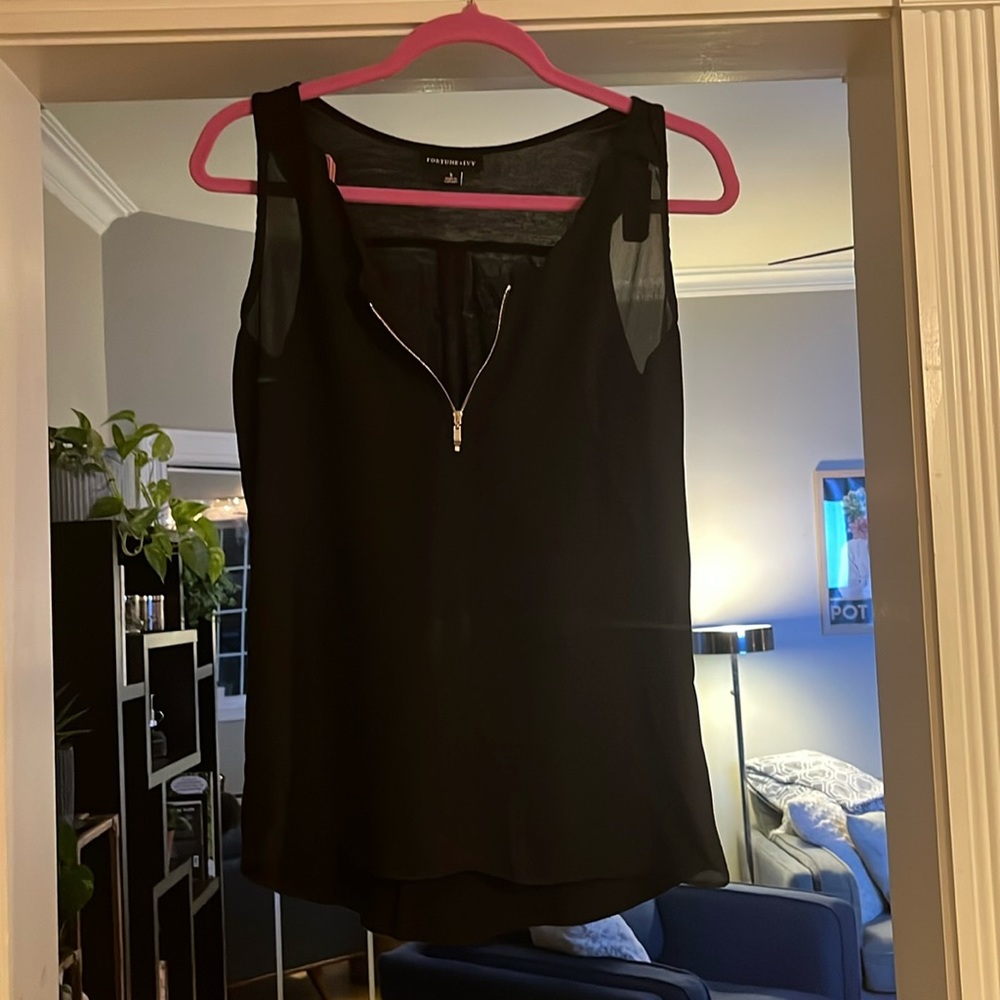 Fortune & Ivy mixed material blouse, sleeveless with zipper